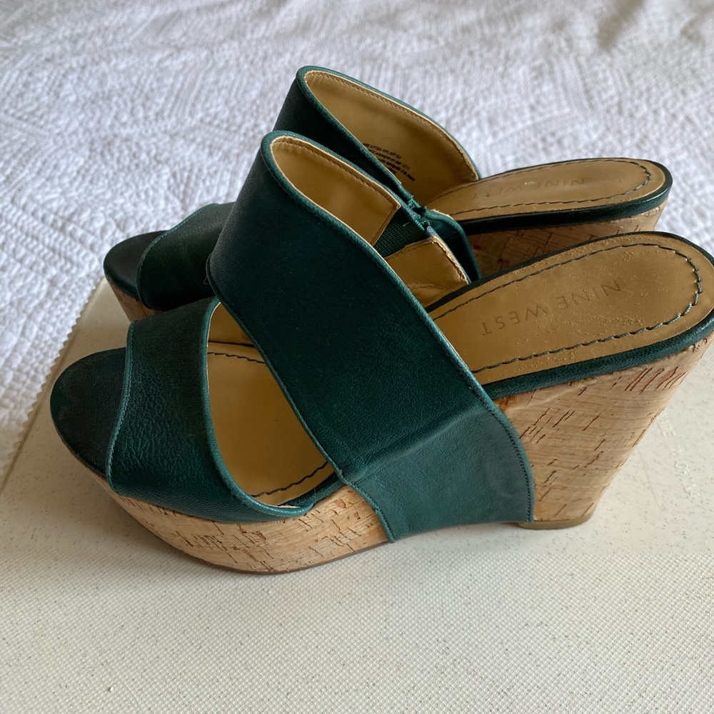 Nine West Green Suede Wedge Sandals